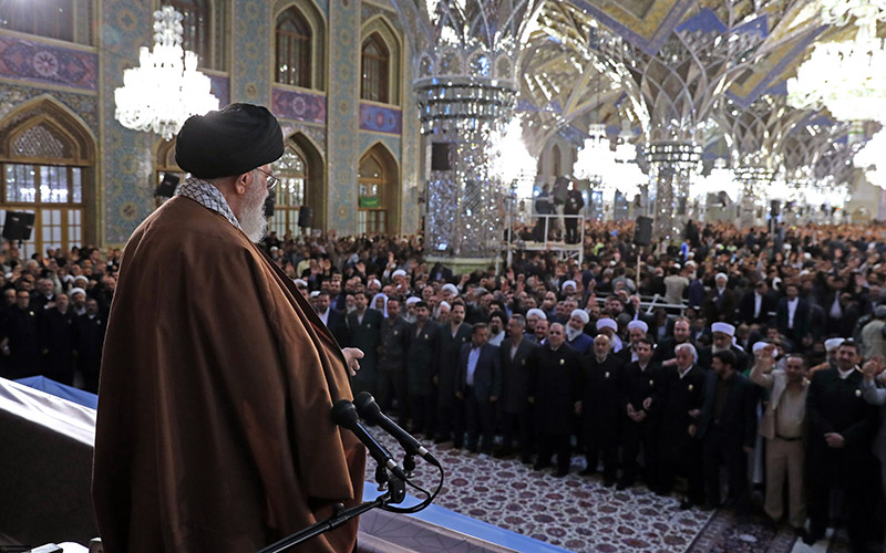بیانات رهبر معظم انقلاب اسلامی در اجتماع زائران و مجاوران حرم مطهر رضوی به مناسبت آغاز سال 1398