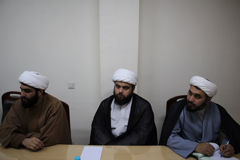 جلسه معارفه ائمه جماعات بیمارستان‌ها و مراکز اداری دانشگاه با مسئول نهاد