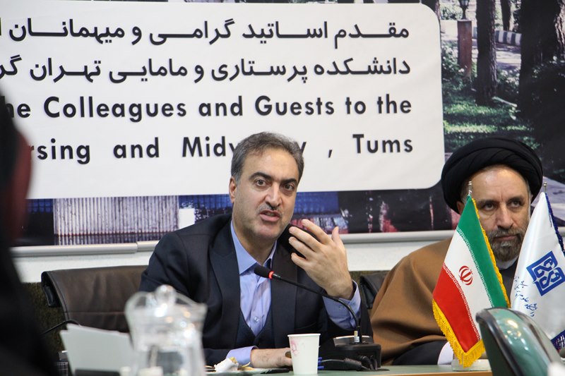 اولین جلسه از کرسی‌های آزاداندیشی «راهکارهای تحقق بیانیه گام دوم انقلاب در حوزه مراقبت و سلامت»