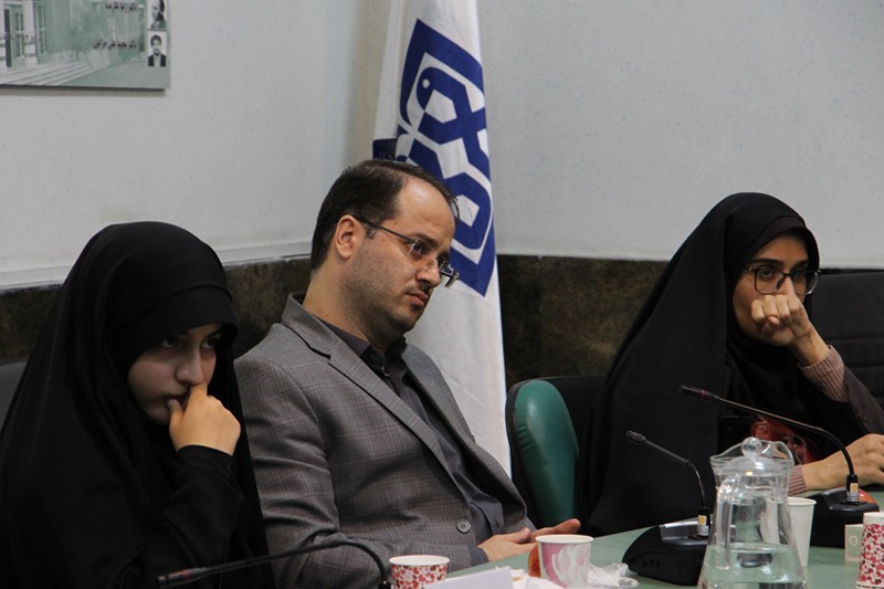 اولین جلسه از کرسی‌های آزاداندیشی «راهکارهای تحقق بیانیه گام دوم انقلاب در حوزه مراقبت و سلامت»