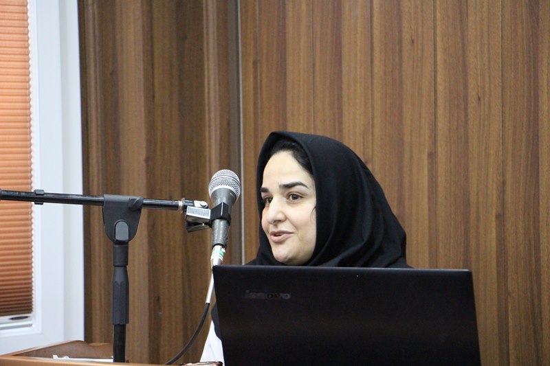 تجلیل از کادر درمانی و مدافعان سلامت بیمارستان یاس با حضور مسئول نهاد