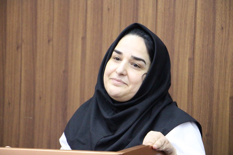 تجلیل از کادر درمانی و مدافعان سلامت بیمارستان یاس با حضور مسئول نهاد