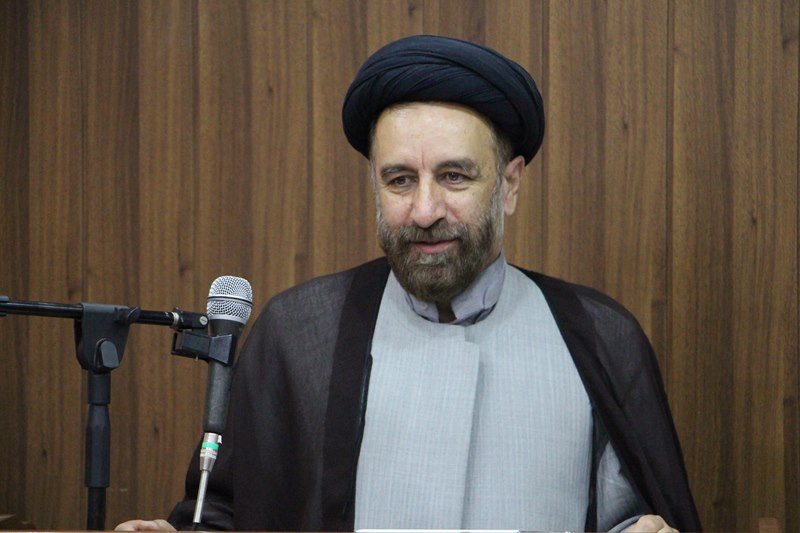 تجلیل از کادر درمانی و مدافعان سلامت بیمارستان یاس با حضور مسئول نهاد