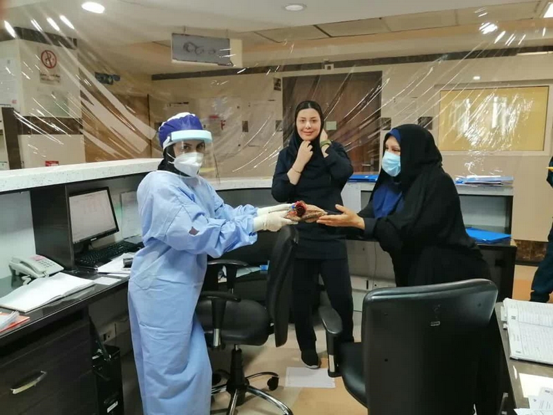 تجلیل از پرستاران و کادر درمانی دختر بیمارستان‌های سینا و مرکز طبی کودکان به مناسبت ایام ولادت حضرت فاطمه معصومه (س) و روز دختر