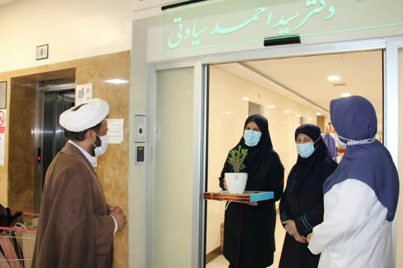 تجلیل از پرستاران و کادر درمانی دختر بیمارستان‌های سینا و مرکز طبی کودکان به مناسبت ایام ولادت حضرت فاطمه معصومه (س) و روز دختر