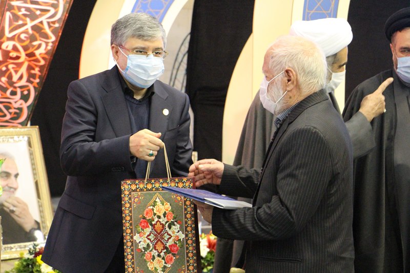 مراسم بزرگداشت اولین سالگرد شهادت سردار سرافراز، شهید حاج قاسم سلیمانی و چهلمین روز شهادت شهید محسن فخری زاده در مسجد دانشگاه تهران