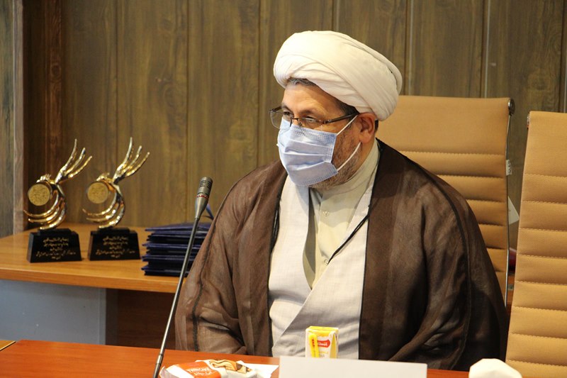 گردهمایی تجلیل از فعالان قرآنی و برگزیدگان بیست و پنجمین جشنواره قرآن و عترت دانشگاه‌های علوم پزشکی کشور
