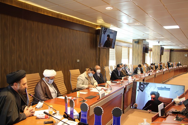 گردهمایی تجلیل از فعالان قرآنی و برگزیدگان بیست و پنجمین جشنواره قرآن و عترت دانشگاه‌های علوم پزشکی کشور