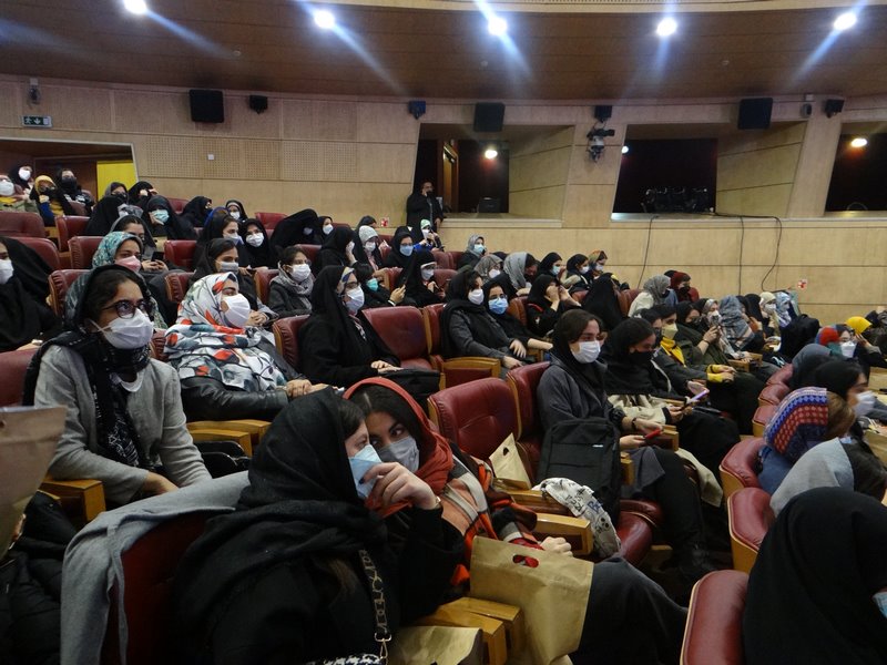 بزرگداشت دانشجویان نخبه دانشگاه های تهران بمناسبت روز دانشجو