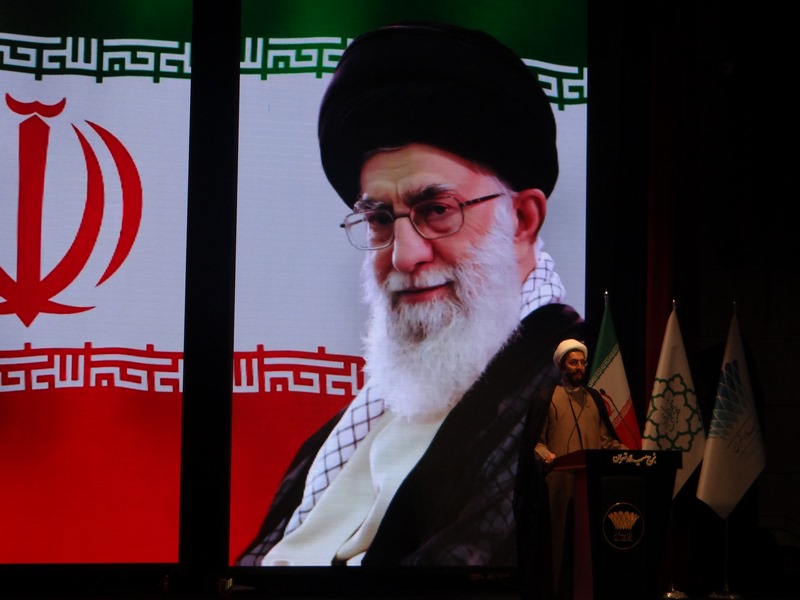 بزرگداشت دانشجویان نخبه دانشگاه های تهران بمناسبت روز دانشجو