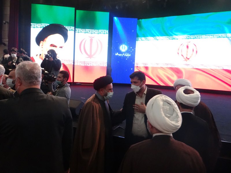 بزرگداشت دانشجویان نخبه دانشگاه های تهران بمناسبت روز دانشجو