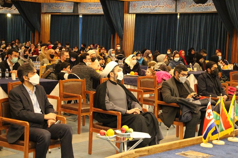 مراسم جشن یلدای ایرانی و سال نو میلادی برای دانشجویان بین‌الملل