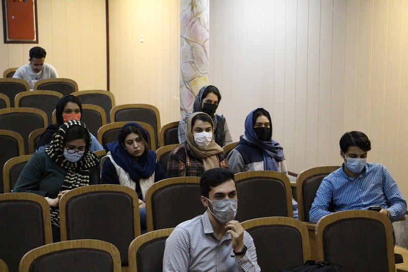 کارگاه دستاوردها و چالش‌های مهاجرت در خوابگاه کوی