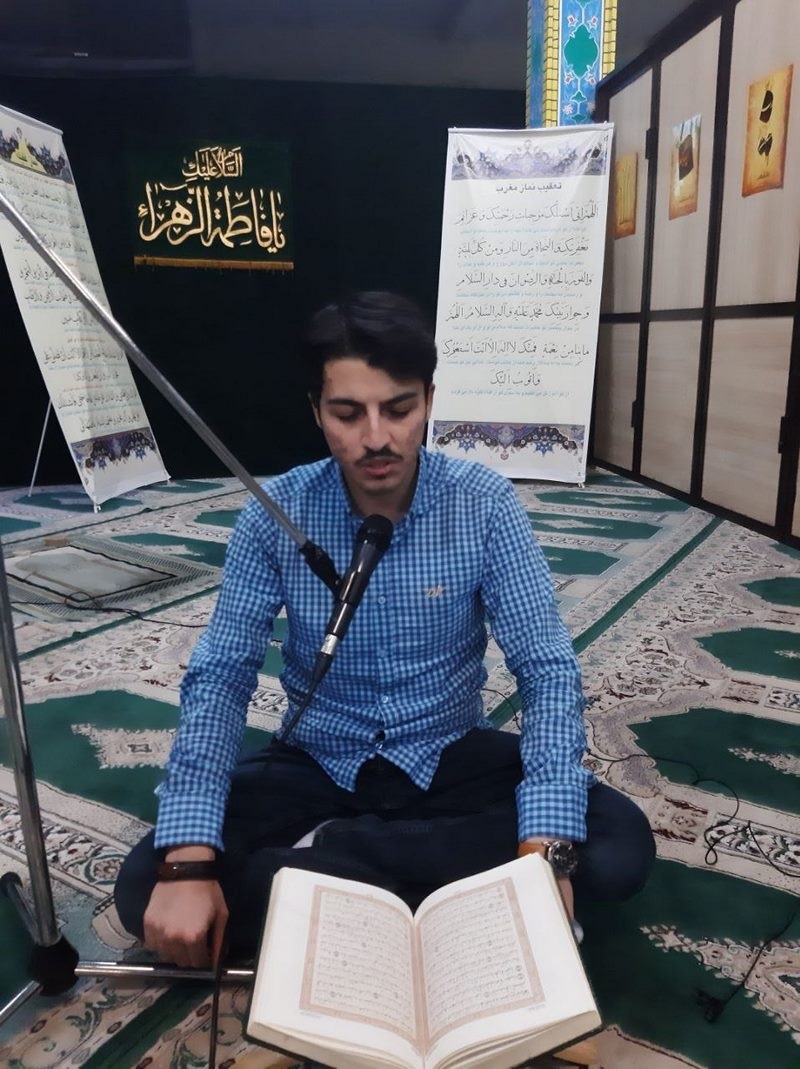 برگزاری محفل قرآنی در مسجد امام علی (ع) خوابگاه کوی