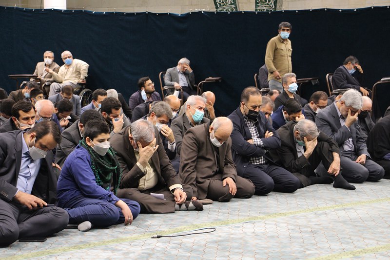 برگزاری مراسم یاران عاشورایی با حضور وزیر بهداشت در مسجد دانشگاه تهران