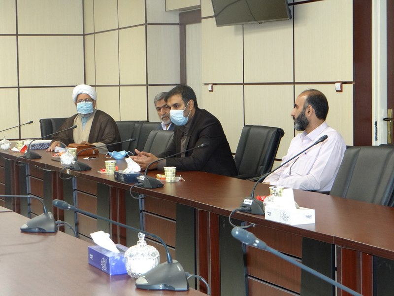 مراسم تقدیر از خادم برتر نماز