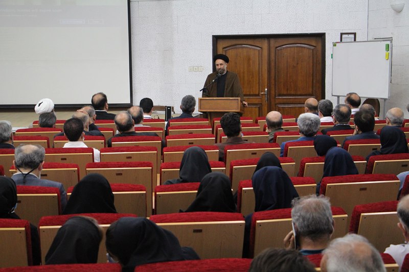 مراسم بزرگداشت رحلت امام خمینی (ره) در مجتمع بیمارستانی امام خمینی (ره)