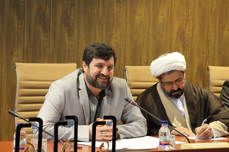 مراسم تجلیل از فعالان قرآنی و برگزیدگان بیست و سومین جشنواره قرآن و عترت دانشگاه های علوم پزشکی کشور