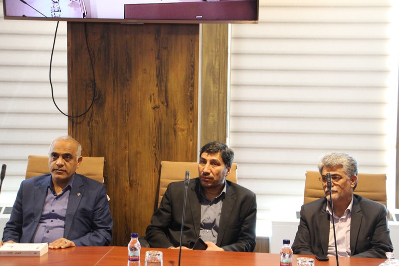 مراسم تجلیل از فعالان قرآنی و برگزیدگان بیست و سومین جشنواره قرآن و عترت دانشگاه های علوم پزشکی کشور