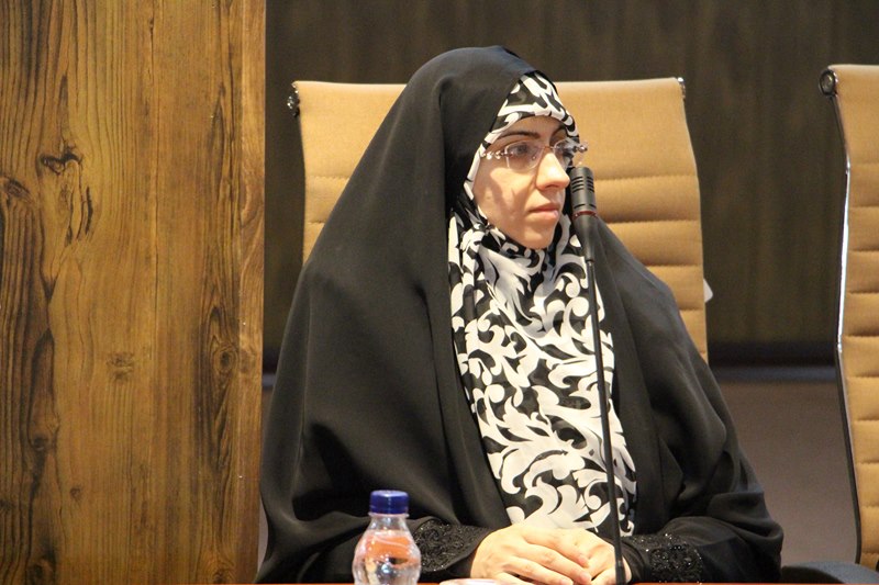 مراسم تجلیل از فعالان قرآنی و برگزیدگان بیست و سومین جشنواره قرآن و عترت دانشگاه های علوم پزشکی کشور