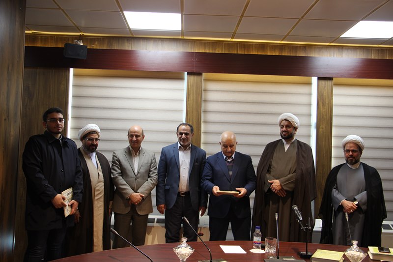 مراسم تجلیل از فعالان قرآنی و برگزیدگان بیست و سومین جشنواره قرآن و عترت دانشگاه های علوم پزشکی کشور