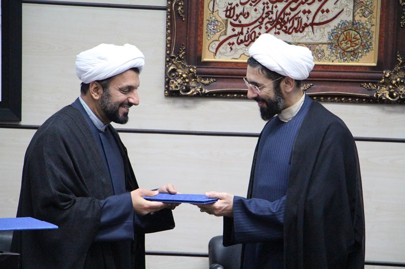 مراسم معارفه حجت‌الاسلام‌والمسلمین دکتر عیسی زاده به‌عنوان معاون آموزش و پژوهش نهاد نمایندگی مقام معظم رهبری در دانشگاه‌ها
