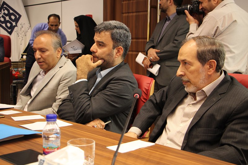 مراسم تکریم و معارفه مسئولان نهاد نمایندگی مقام معظم رهبری در دانشگاه علوم پزشکی تهران