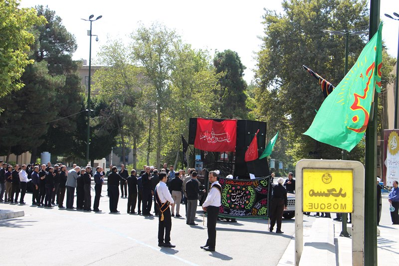 مراسم عزاداری حضرت اباعبدالله الحسین (ع) در ساختمان مرکزی دانشگاه