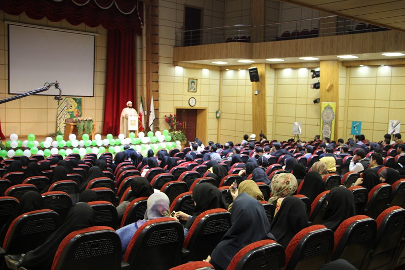 جشن میلاد پیامبر مکرم اسلام و گرامیداشت هفته وحدت در تالار ابن‌سینا