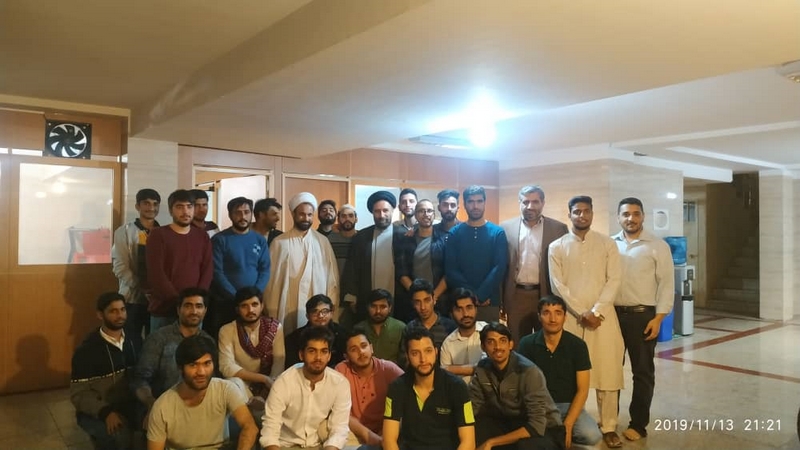 مراسم جشن میلاد پیامبر اکرم (ص) ویژه دانشجویان بین‌الملل دانشگاه در خوابگاه میرازی شیرازی