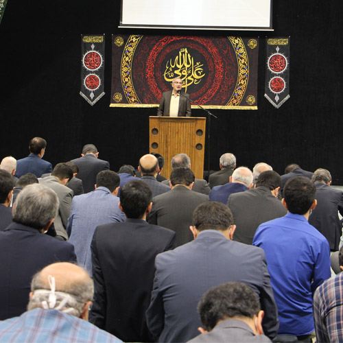 برگزاری مراسم یاران عاشورایی با حضور وزیر بهداشت در مسجد دانشگاه تهران