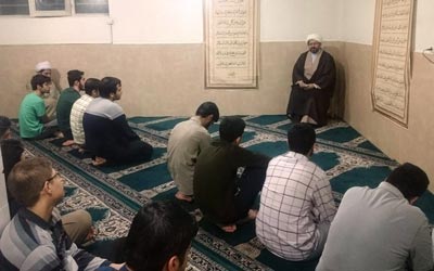 برگزاری مراسم گرامی داشت ولادت حضرت فاطمه زهرا (س) در خوابگاه بوستان هشت